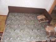 Продам софу с двумя подушками