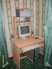 стол компьютерный новый